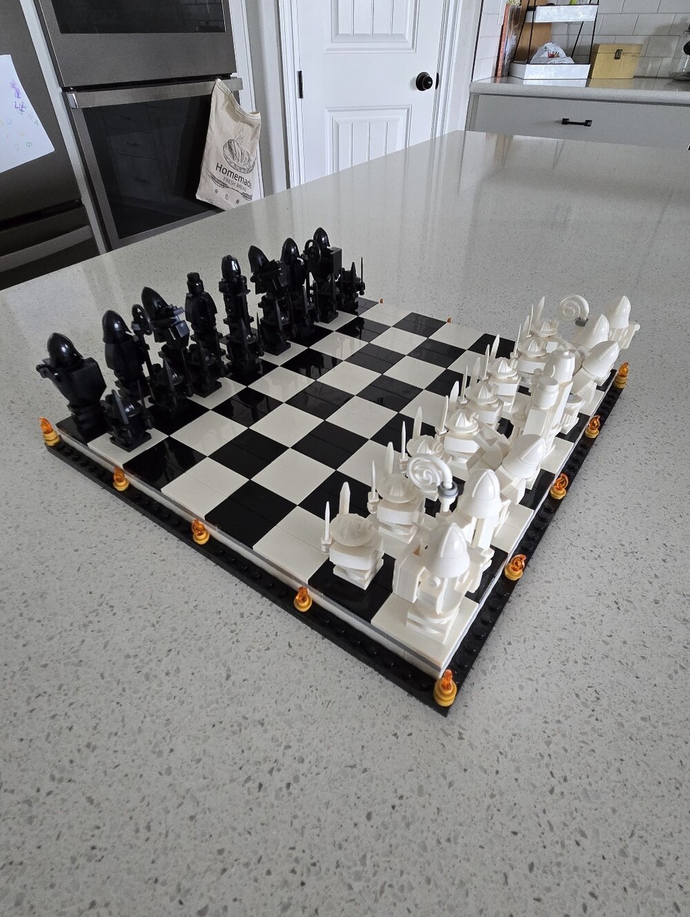 Lego "Hogwarts Wizard's Chess" Set 76392